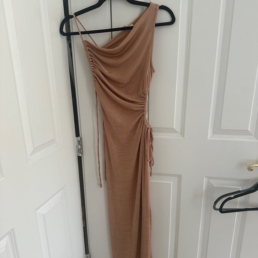 Peach cutout dress vrggirl